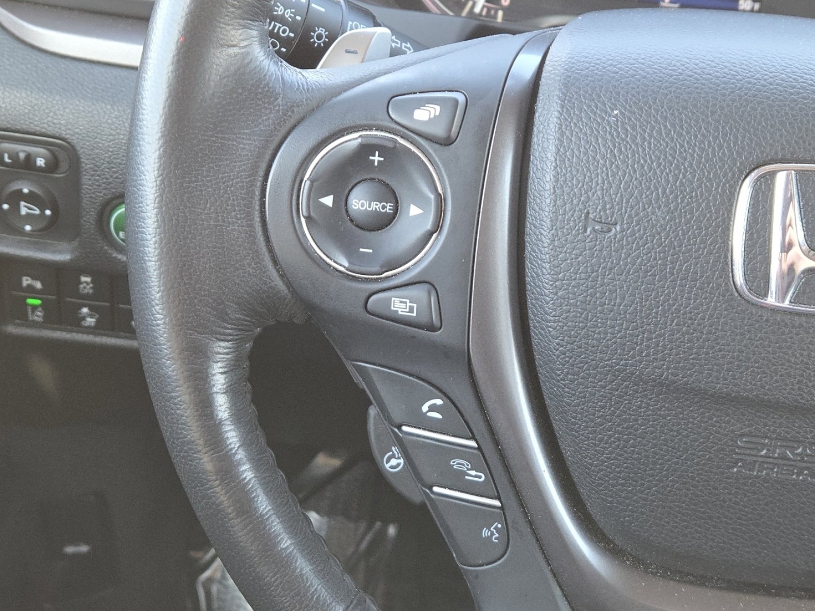 Used 2023 Honda Ridgeline RTL-E image 32