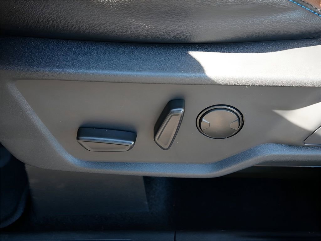 Used 2024 Ford Bronco Outer Banks image 15
