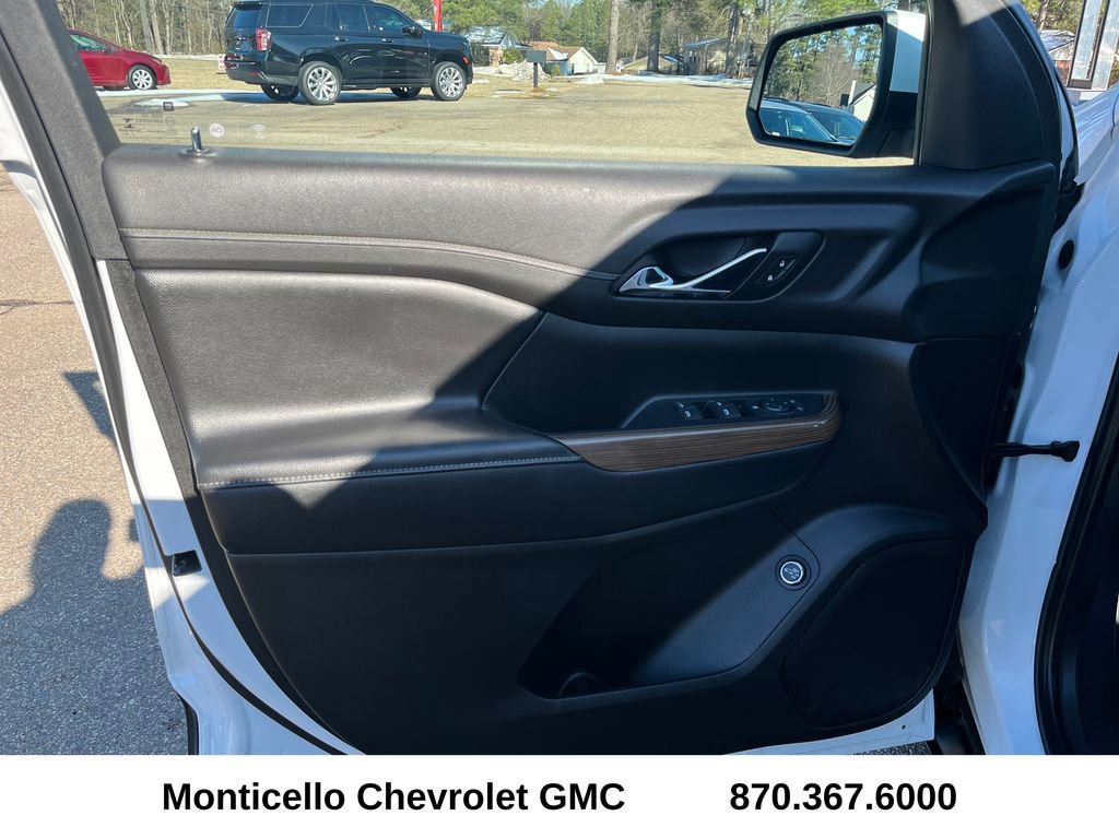 Used 2019 GMC Acadia SLE image 10