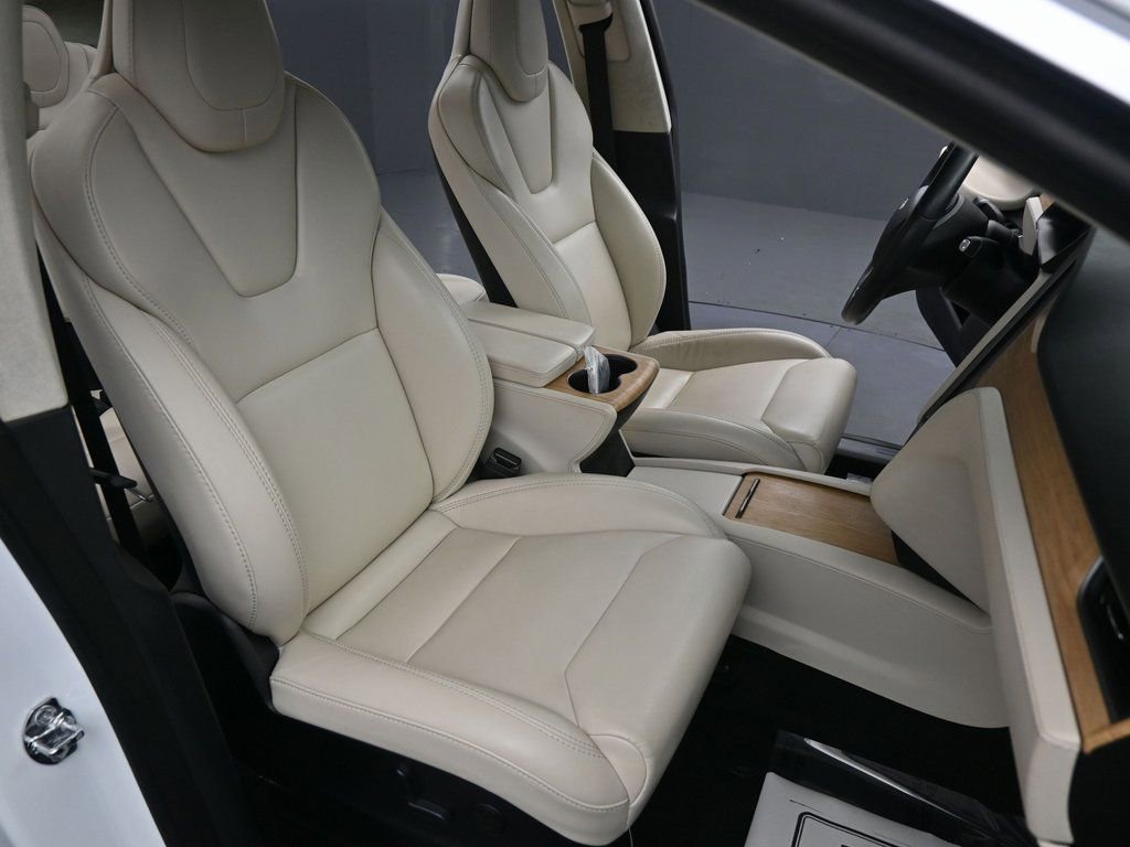 Used 2019 Tesla Model X 100D image 40