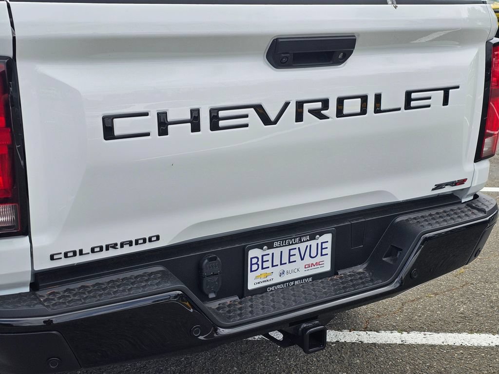 New 2026 Chevrolet Colorado ZR2 w/ Technology Package AWD/4WD image 15