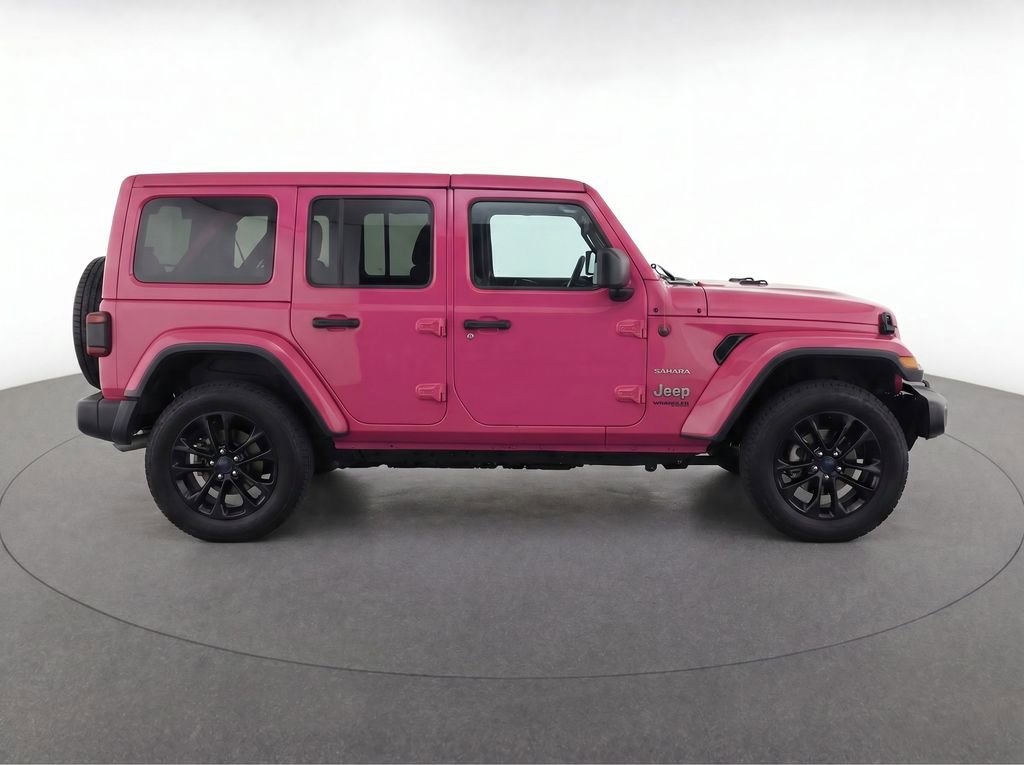 Used 2024 Jeep Wrangler Unlimited Sahara w/ Technology Group AWD/4WD image 10