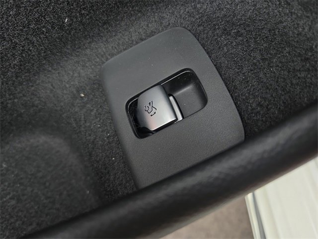 New 2026 Mercedes-Benz E 350 4MATIC Sedan image 22