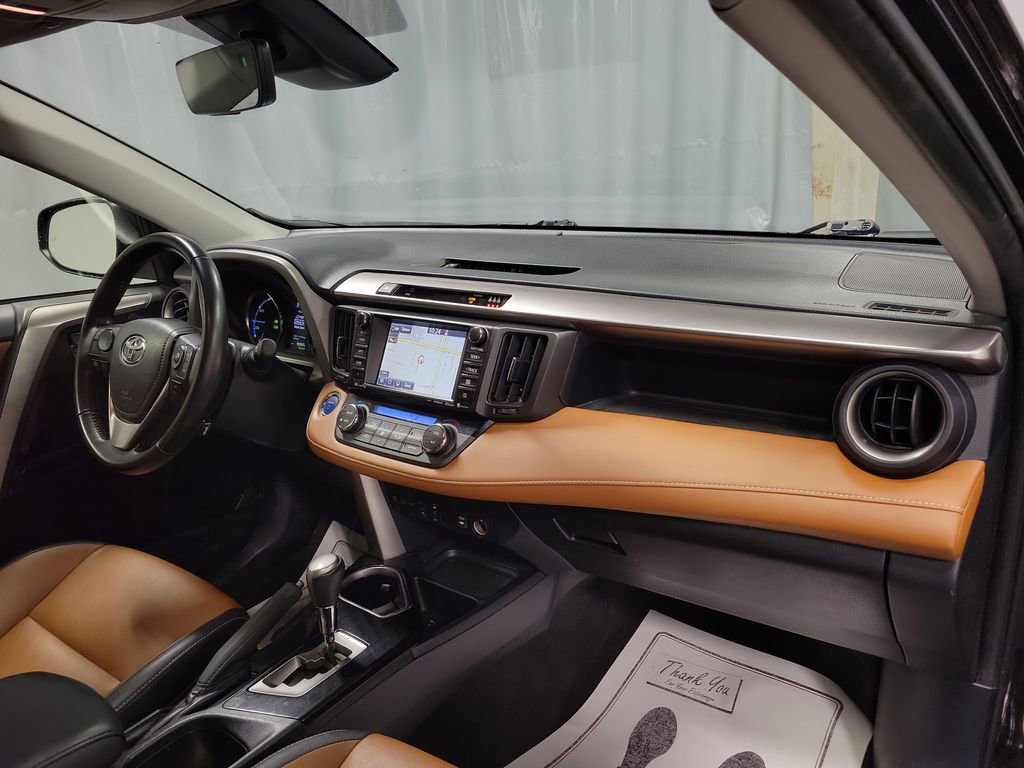 Used 2017 Toyota RAV4 Limited image 26