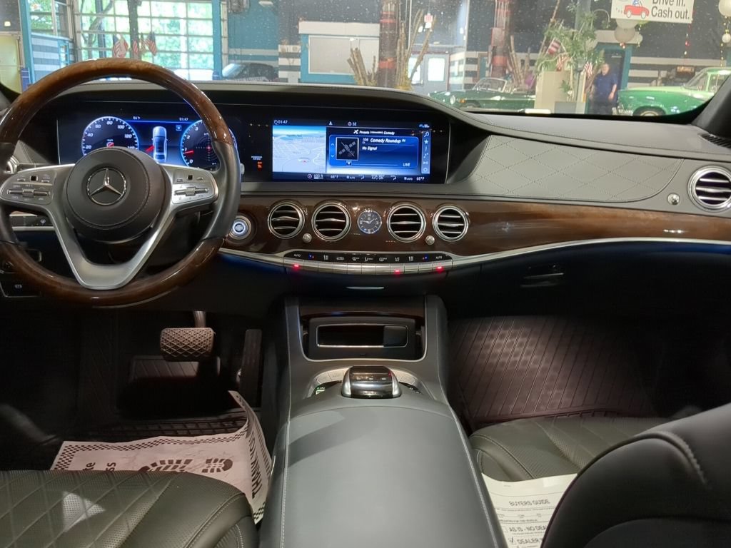 Used 2019 Mercedes-Benz S 560 4MATIC Sedan image 16