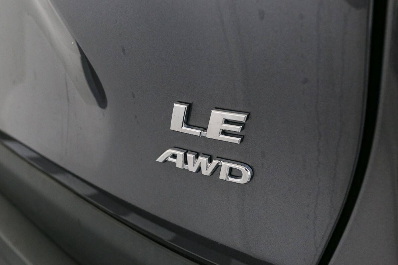 Certified 2023 Toyota RAV4 LE AWD/4WD image 12