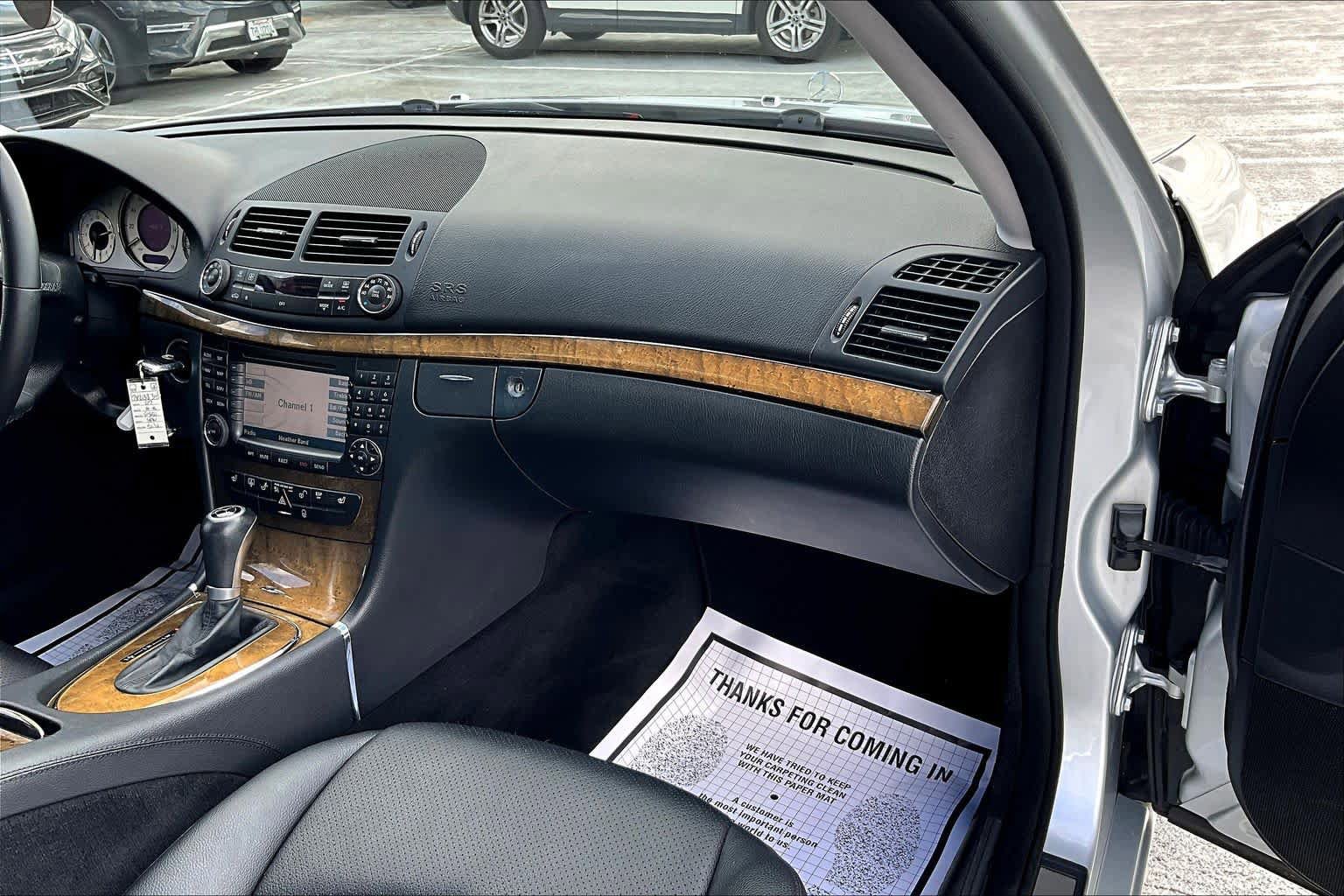 Used 2007 Mercedes-Benz E 350 4MATIC Sedan image 18