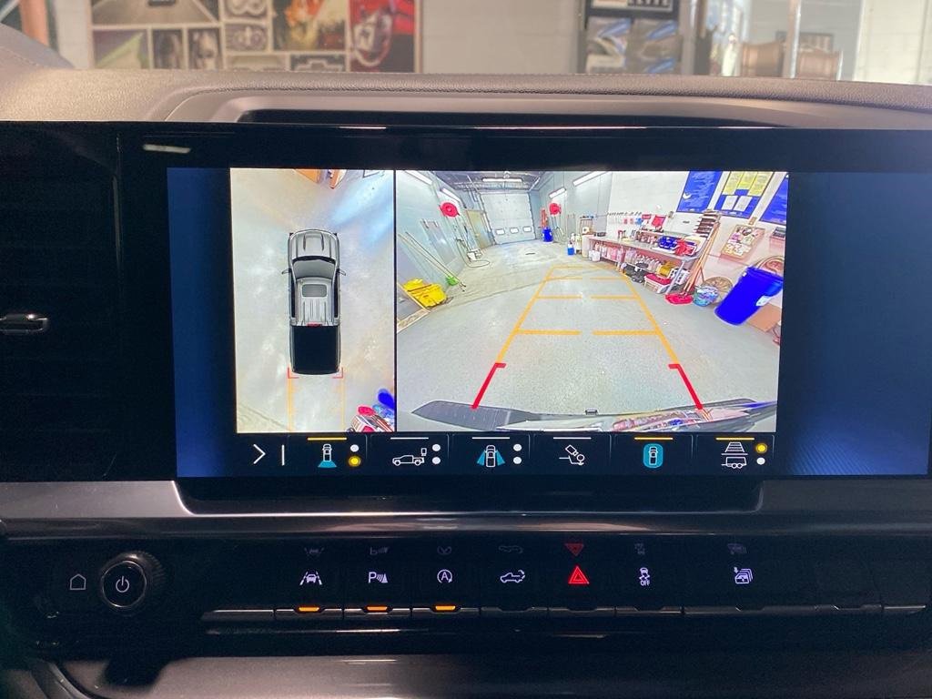 Used 2023 Chevrolet Silverado 1500 High Country w/ High Country Premium Package image 30