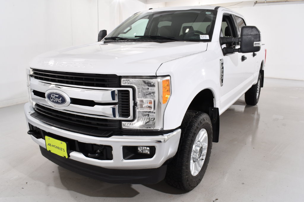 Used 2017 Ford F250 XLT w/ XLT Value Package AWD/4WD image 2