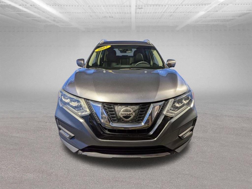 Used 2017 Nissan Rogue SL w/ SL Premium Package FWD image 10