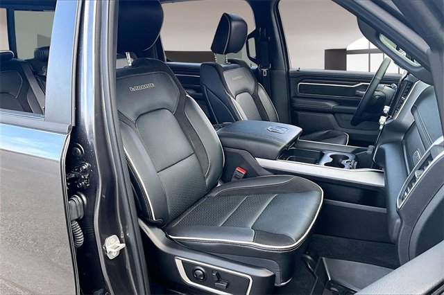 Used 2025 RAM 1500 Laramie image 27