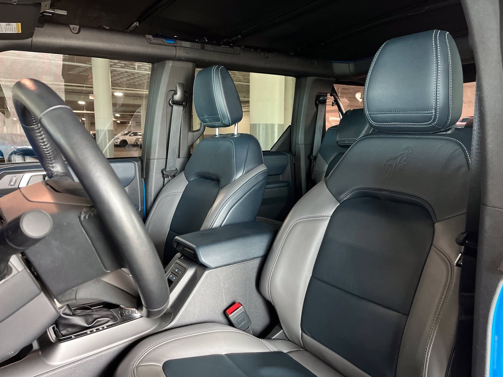 Used 2022 Ford Bronco Outer Banks AWD/4WD image 13