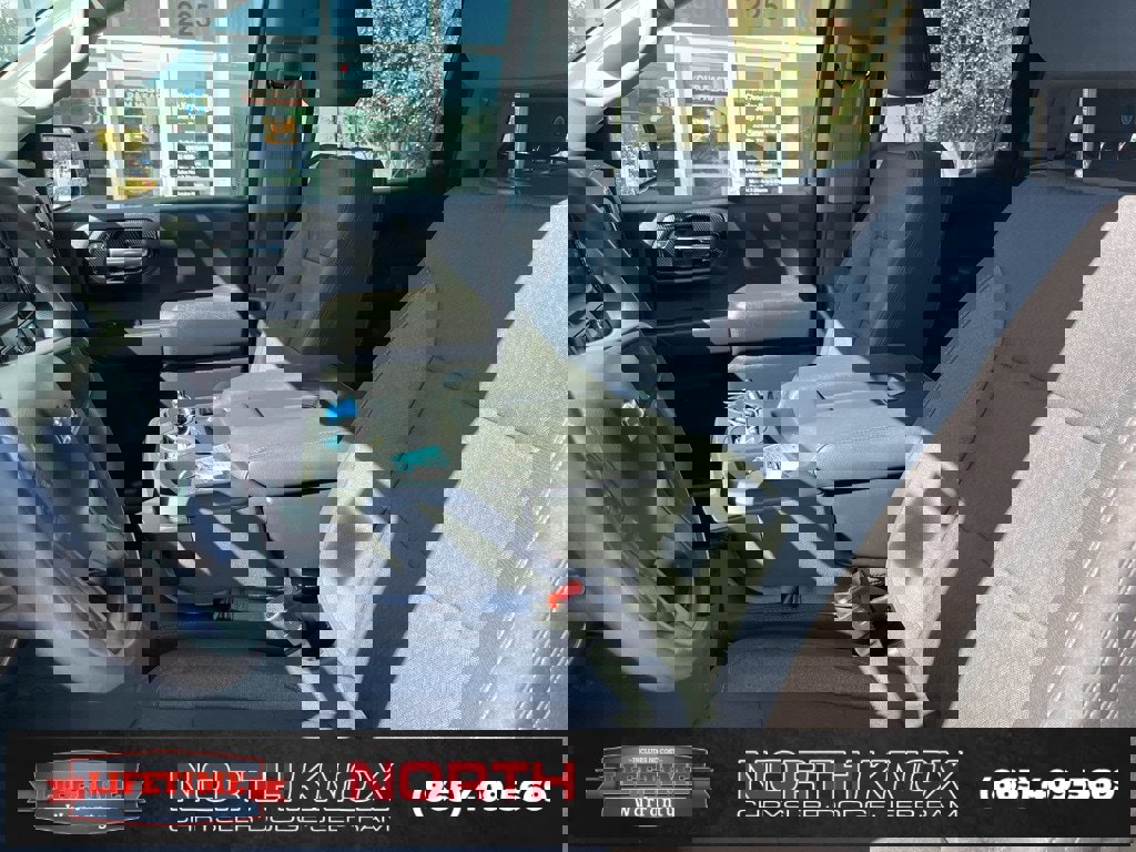 Used 2024 Chevrolet Silverado 1500 Custom Trail Boss image 4