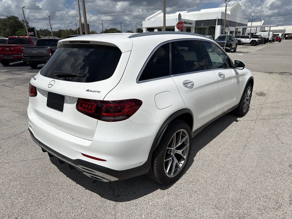 Used 2021 Mercedes-Benz GLC 300 4MATIC image 4