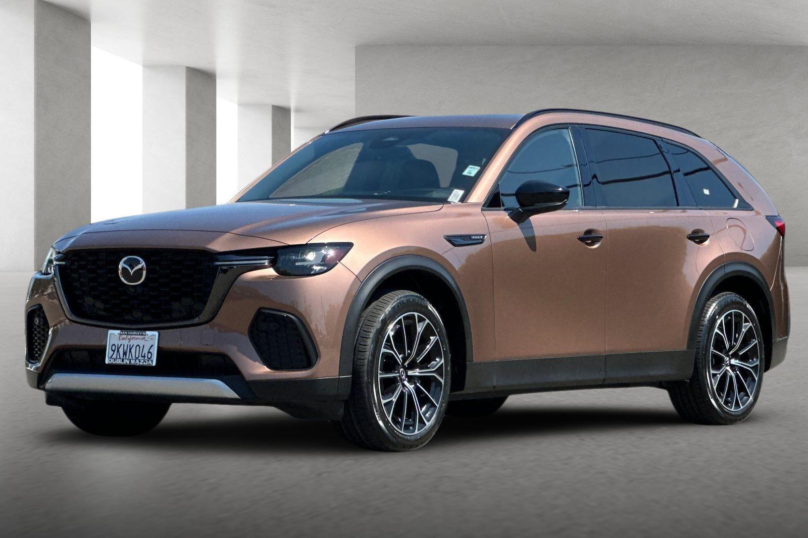 Certified 2025 MAZDA CX-70 Plug-In Hybrid w/ Premium Plus image 8