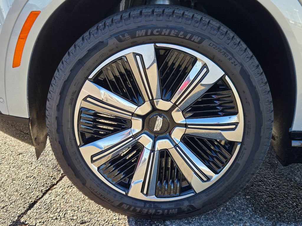 New 2025 Cadillac Escalade IQ Luxury 2 w/ LPO, Etrunk Organizer Package image 9