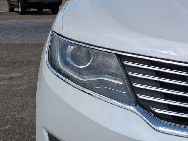 Used 2018 Lincoln MKX Reserve FWD image 10