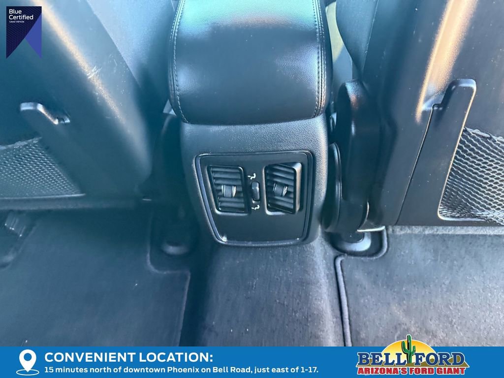 Used 2021 Jeep Grand Cherokee Laredo image 13