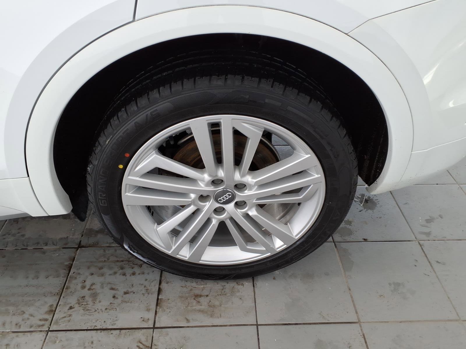 Used 2019 Audi Q5 2.0T Premium Plus w/ Premium Plus Package image 17