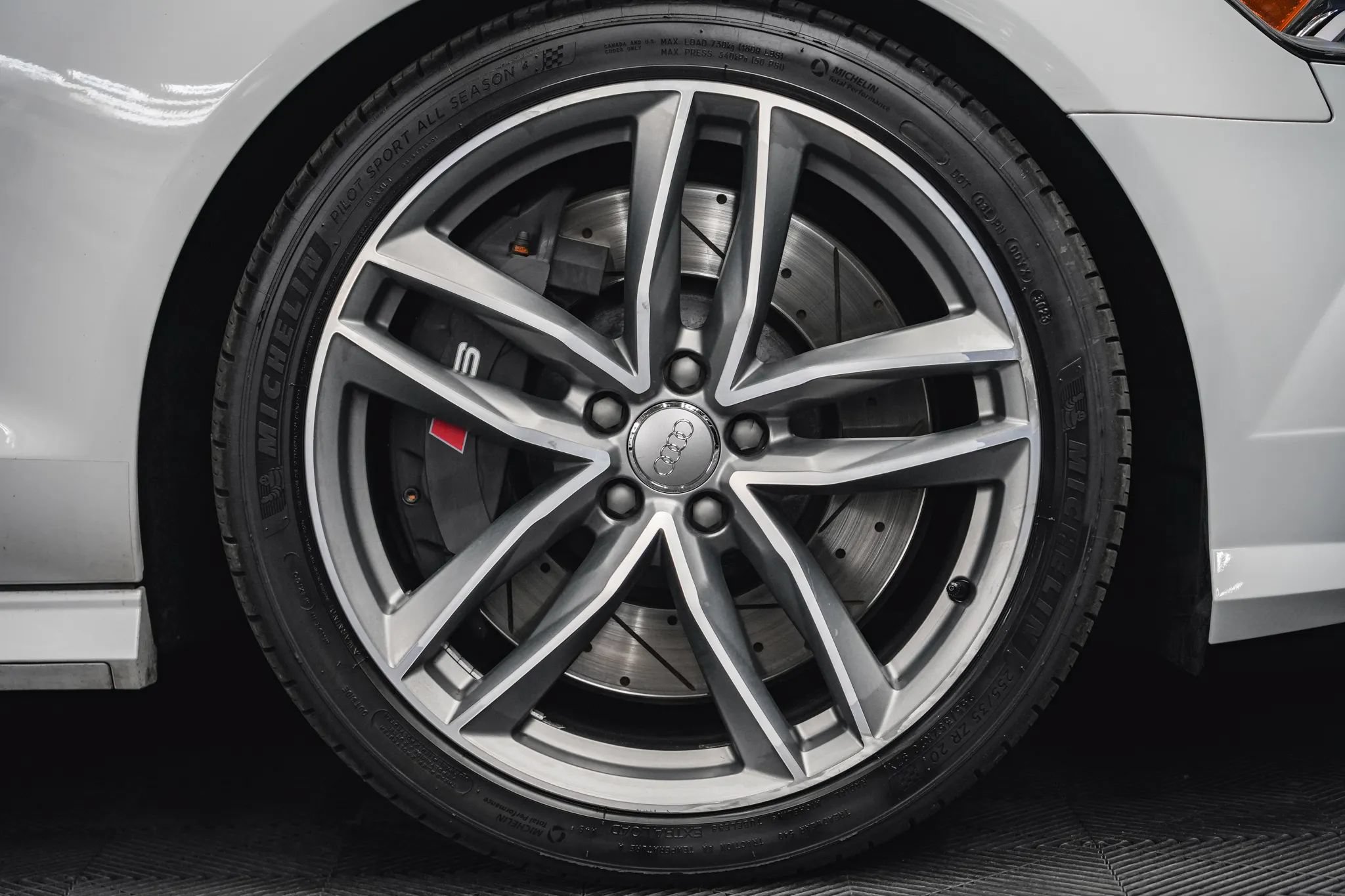 Used 2016 Audi S6 Prestige AWD/4WD image 18
