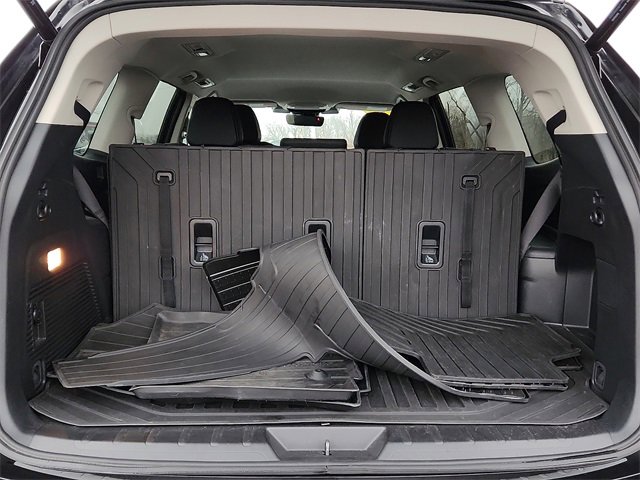 Used 2023 Subaru Ascent Limited image 29