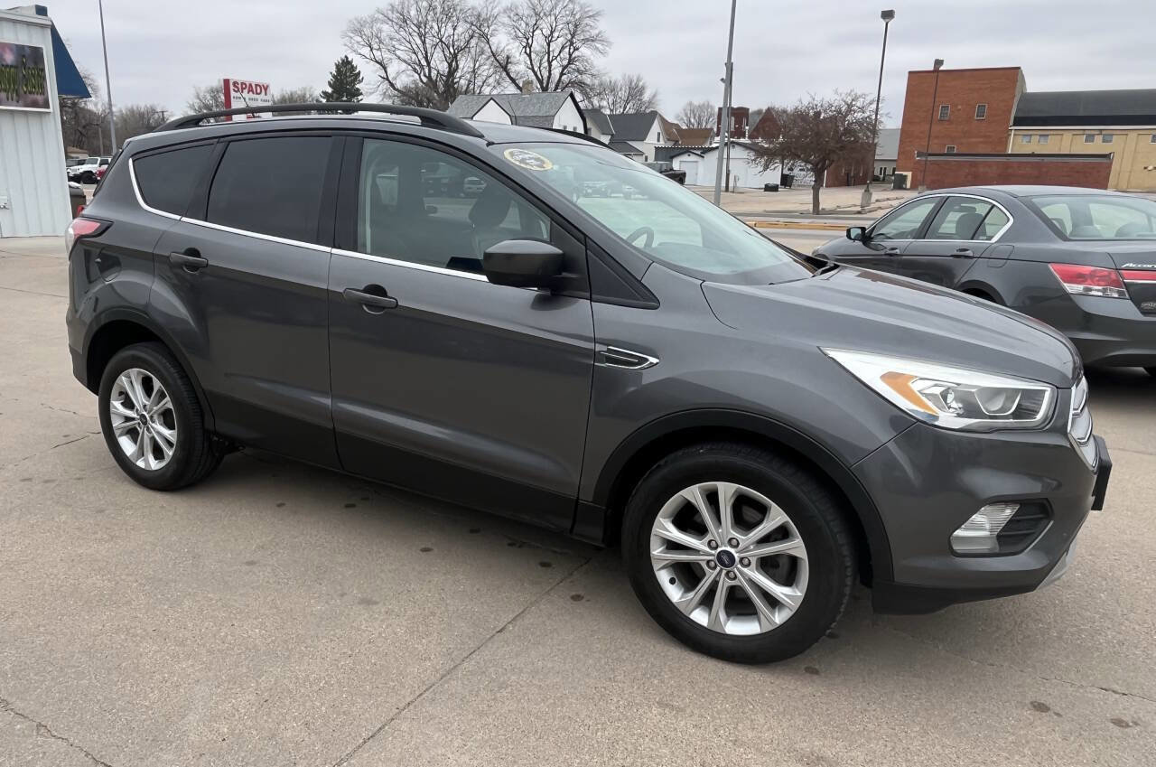 Used 2018 Ford Escape SEL image 17