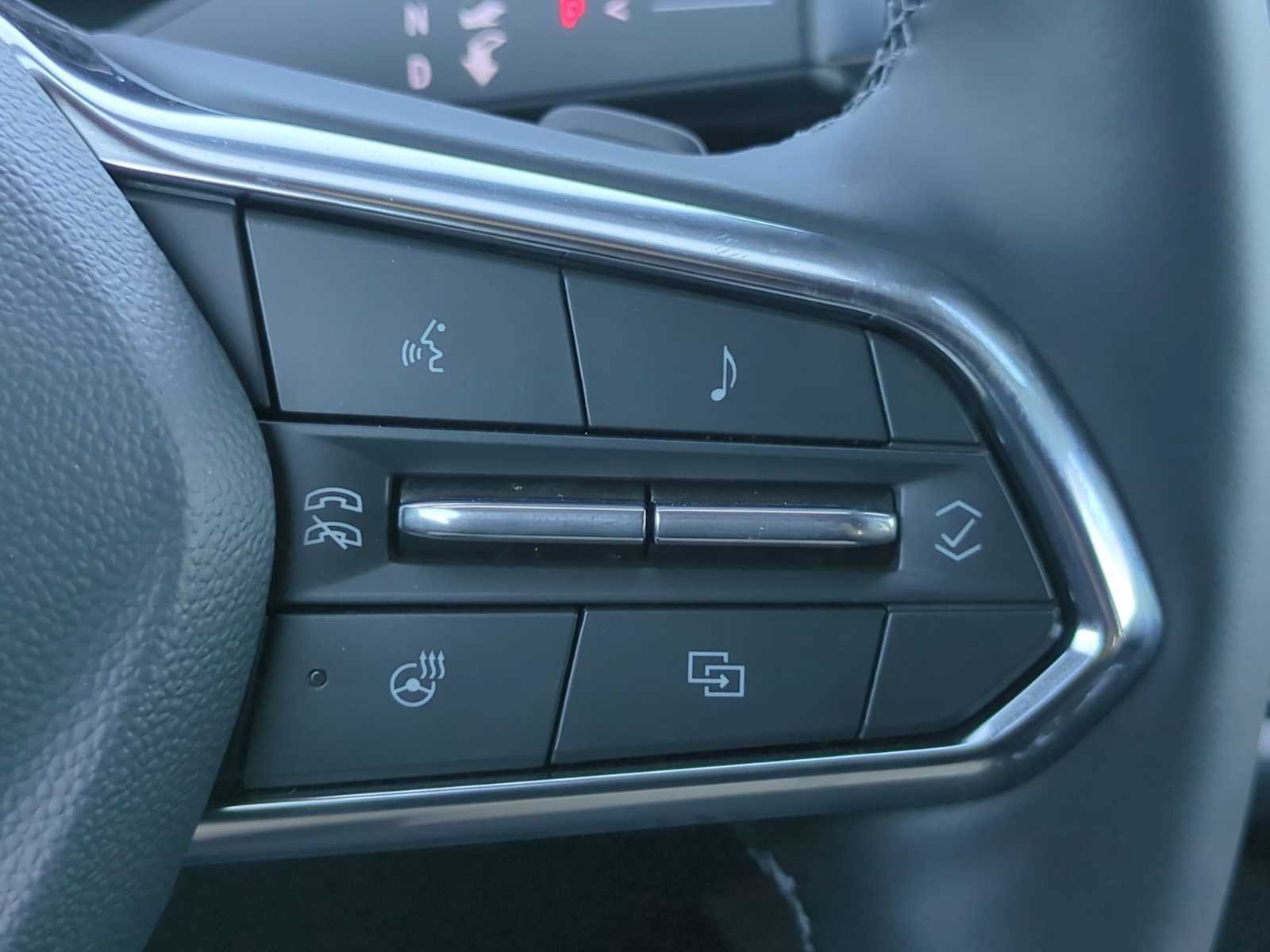 Used 2026 Chevrolet Equinox LT w/ Convenience Package II FWD image 16