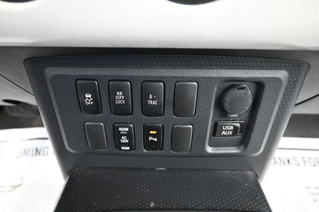 Used 2014 Toyota FJ Cruiser 4WD w/ Upgrade Package image 16