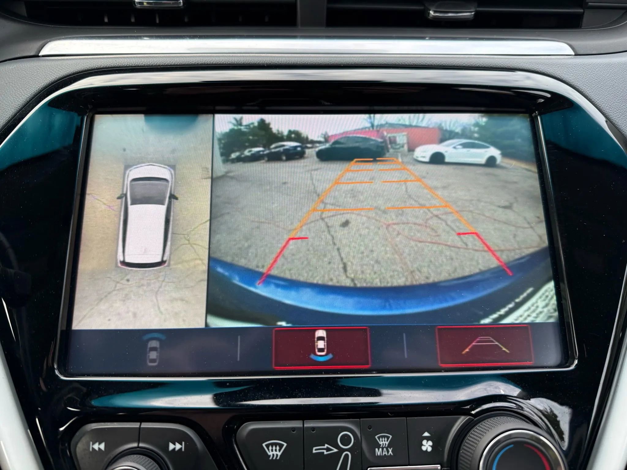 Used 2017 Chevrolet Bolt Premier w/ Driver Confidence II Package image 24