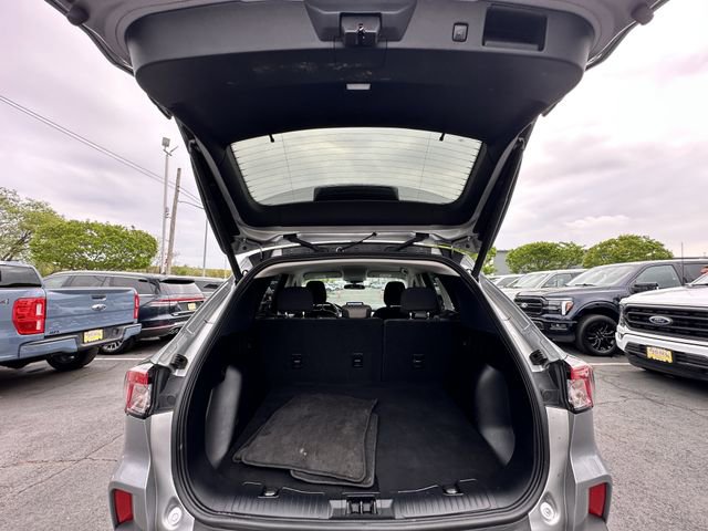 Certified 2022 Ford Escape SE w/ Convenience Package image 39