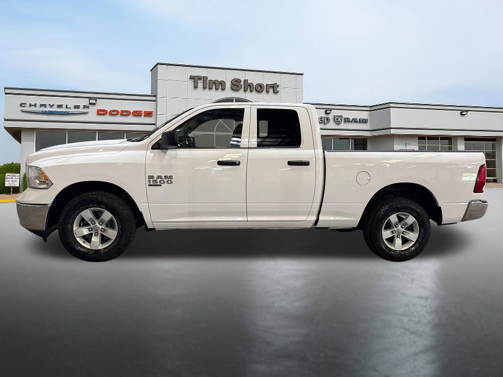 Used 2024 RAM 1500 Classic SLT AWD/4WD image 2