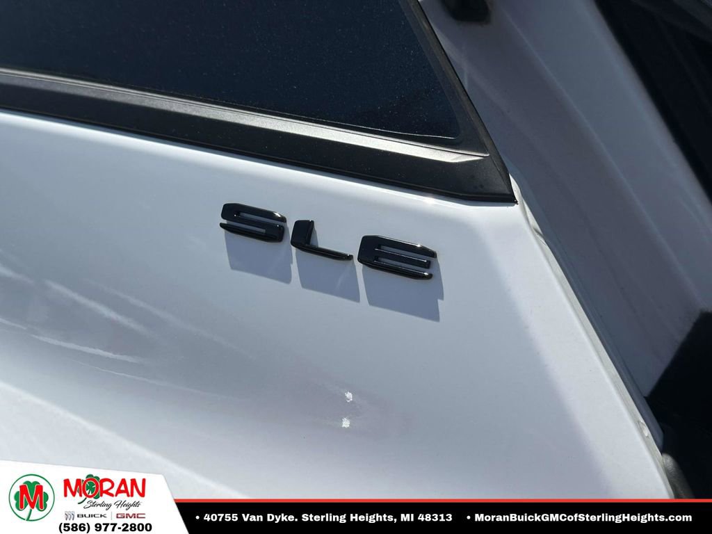 Certified 2023 GMC Terrain SLE w/ Driver Convenience Package FWD image 11