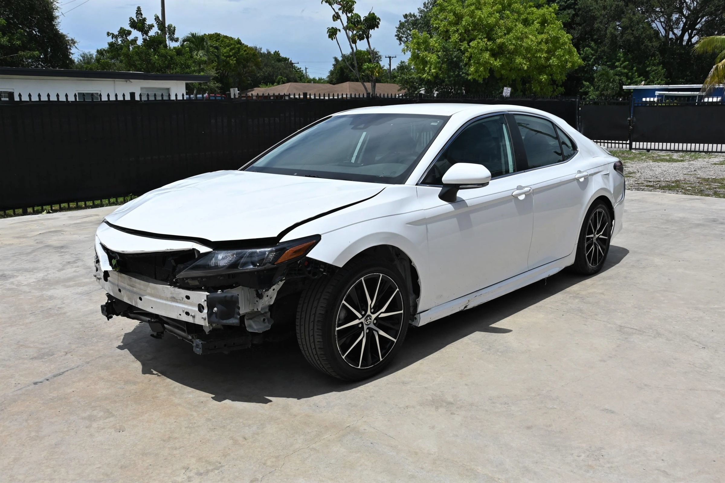Used 2022 Toyota Camry SE