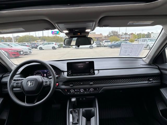 Certified 2025 Honda Accord SE image 32