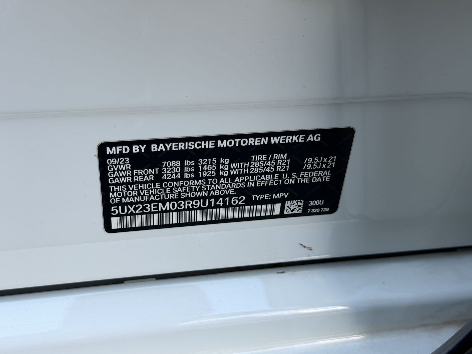 Used 2024 BMW X7 xDrive40i w/ Premium Package AWD/4WD image 26