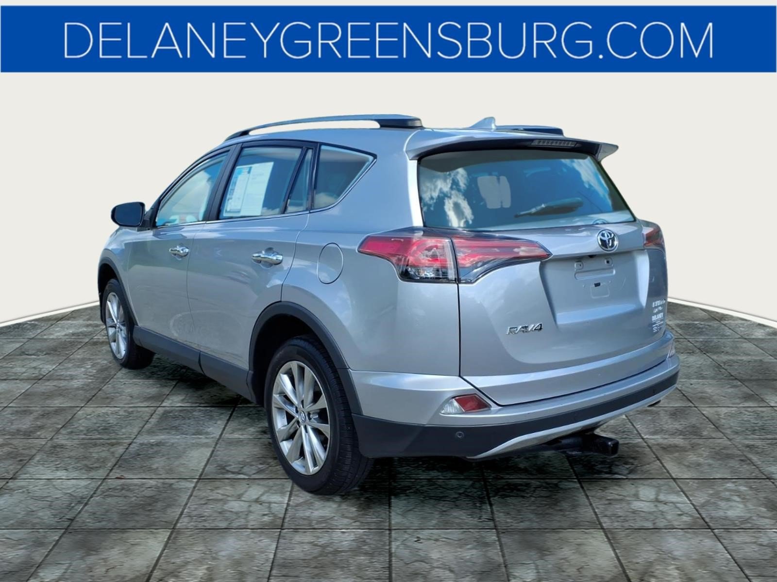 Used 2017 Toyota RAV4 Limited AWD/4WD image 5
