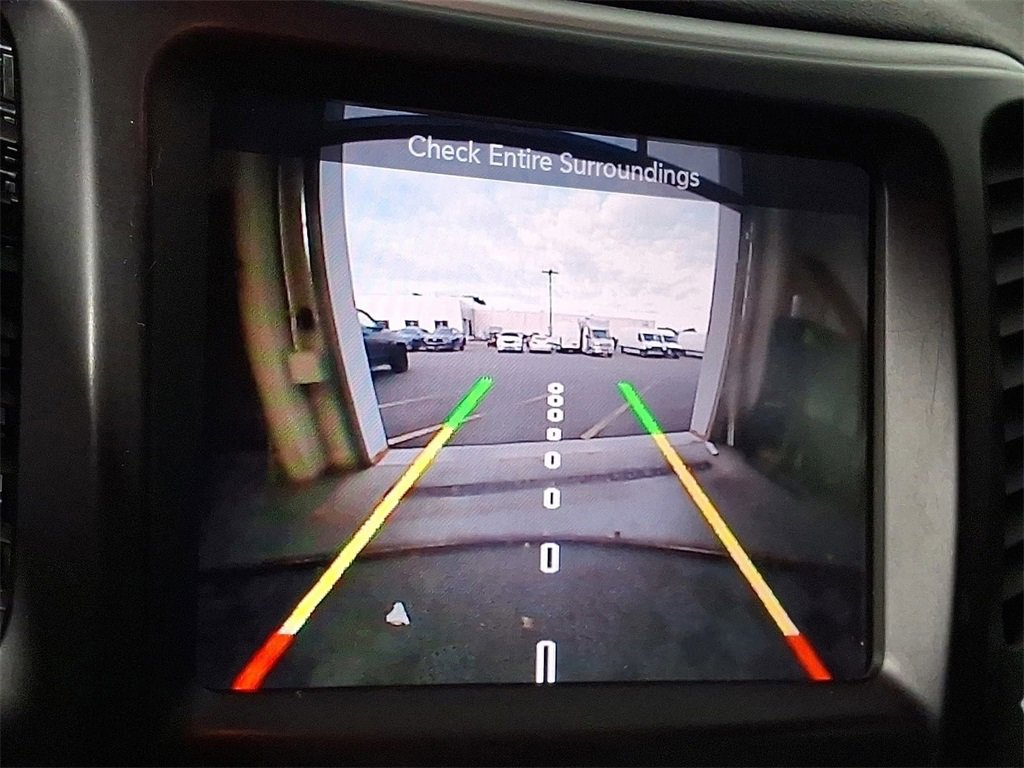 Used 2015 Jeep Cherokee Trailhawk w/ Cold Weather Group image 19