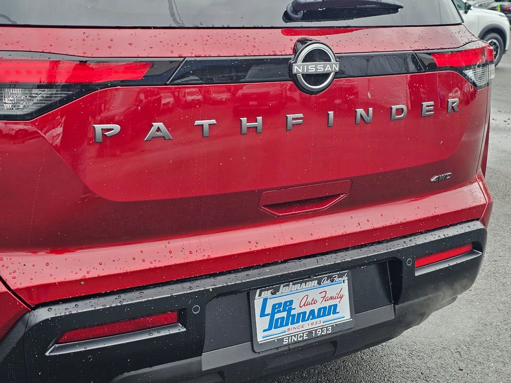 New 2026 Nissan Pathfinder SV image 23
