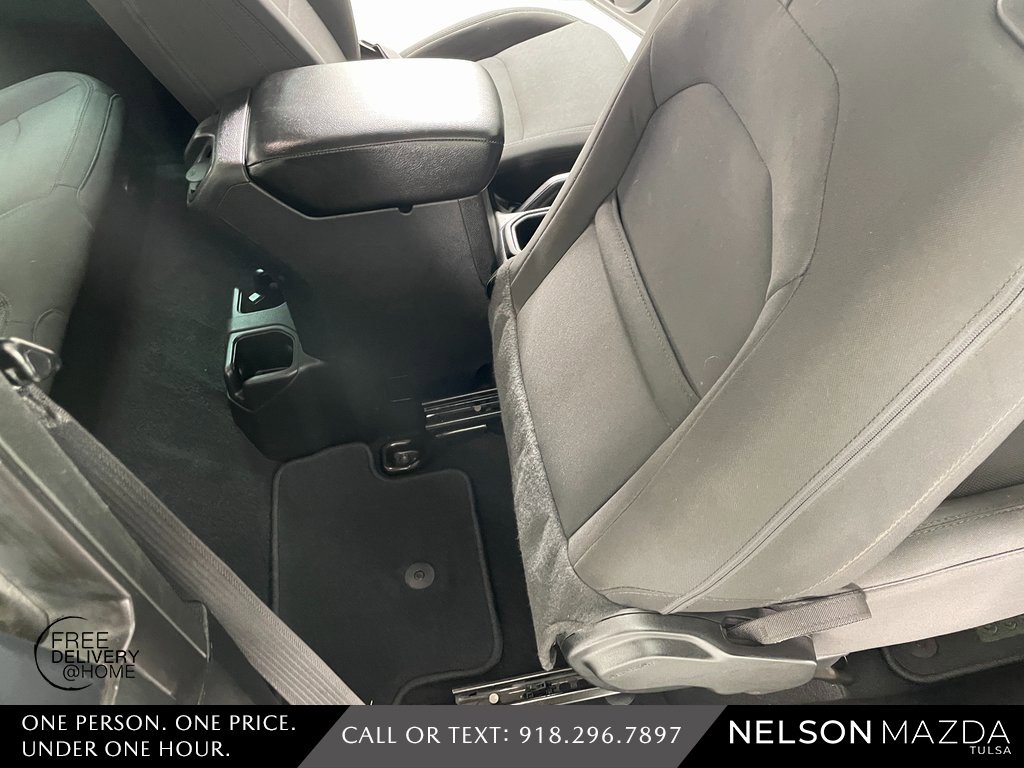 Used 2022 Jeep Wrangler Sport S image 39