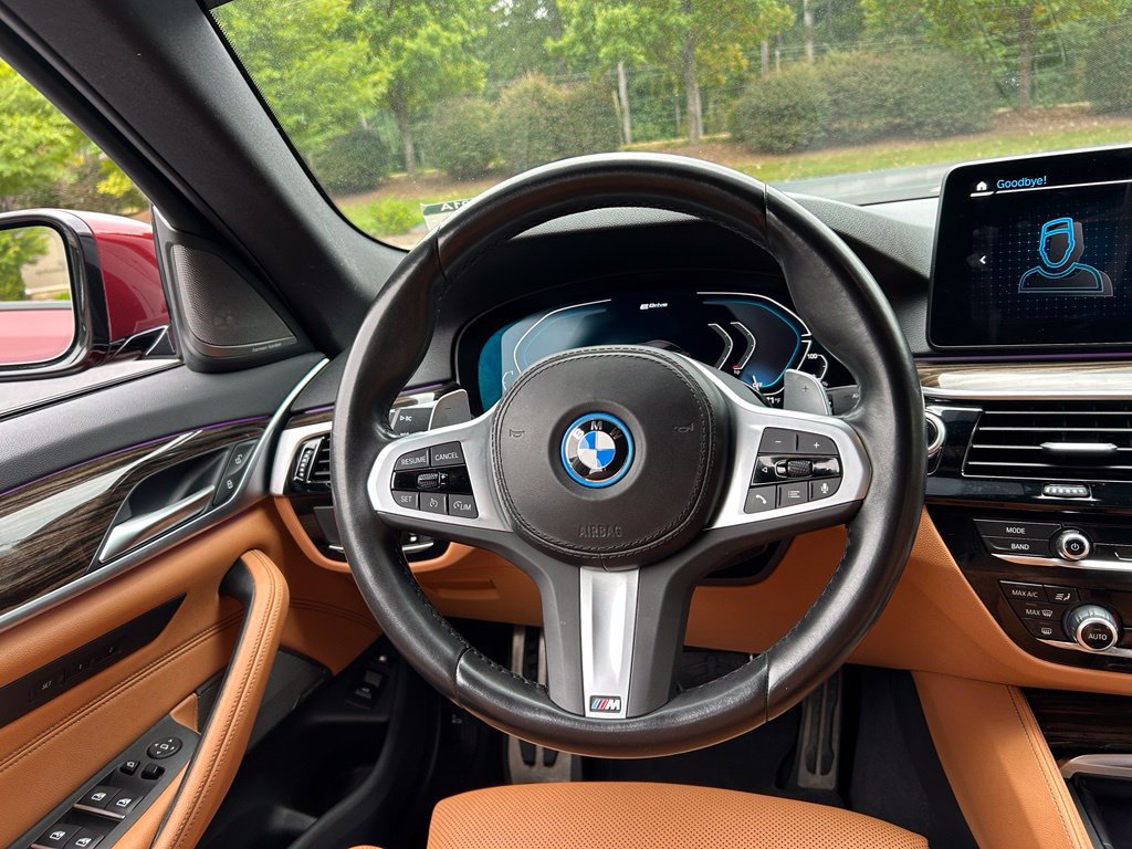 Used 2023 BMW 530e w/ M Sport Package RWD image 26