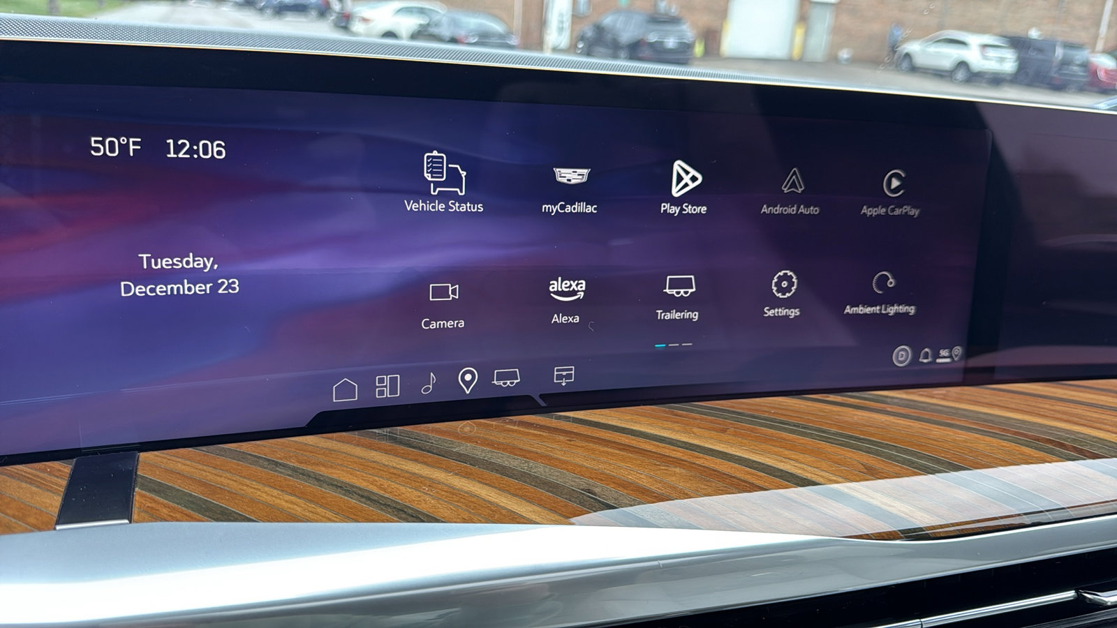 Used 2025 Cadillac Escalade Premium Luxury Platinum image 20