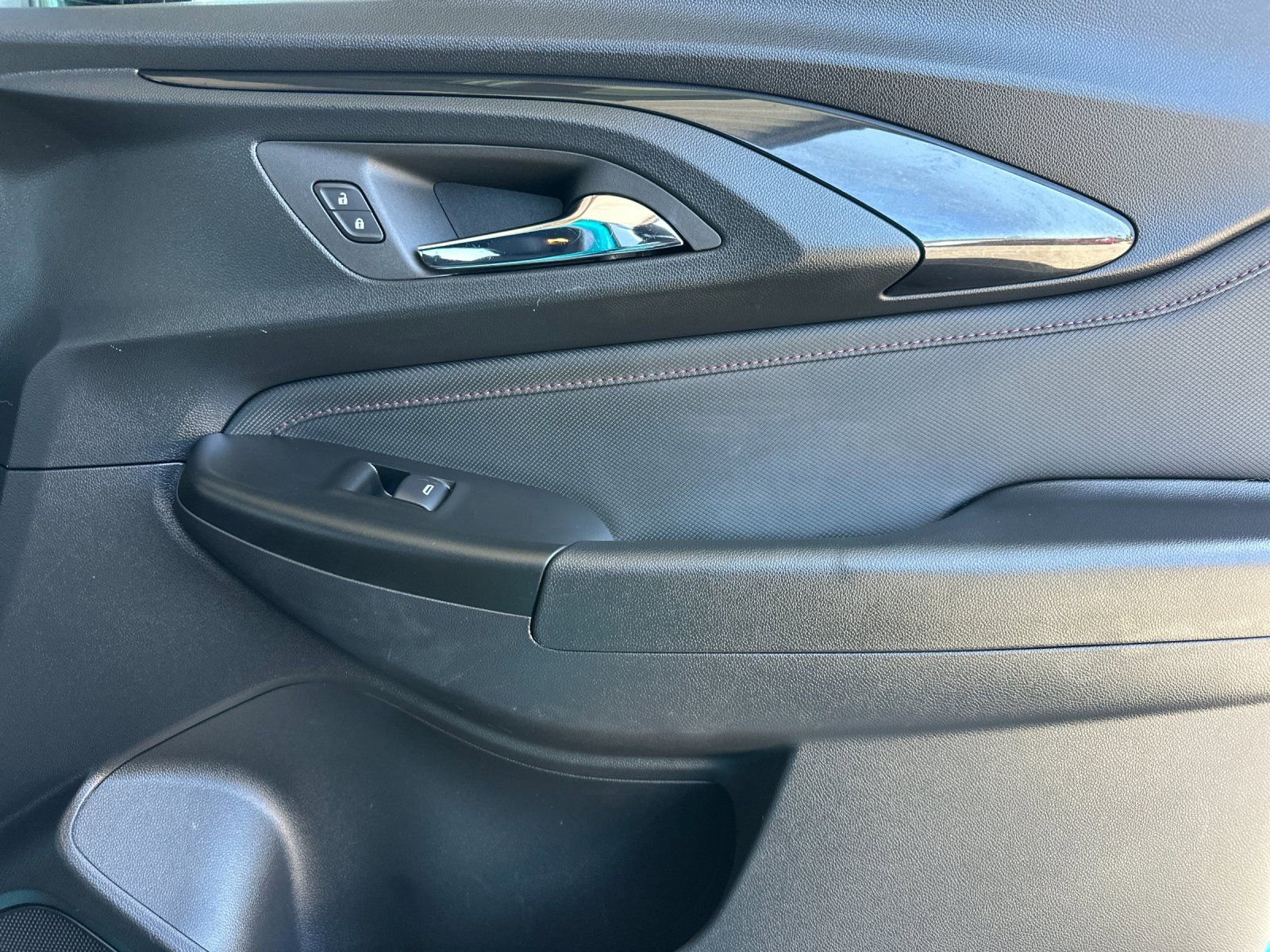 Used 2022 Chevrolet TrailBlazer RS image 21