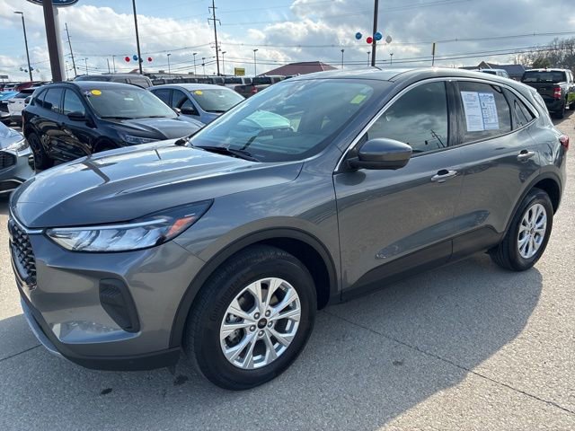 Used 2024 Ford Escape Active w/ Tech Pack #2 image 3
