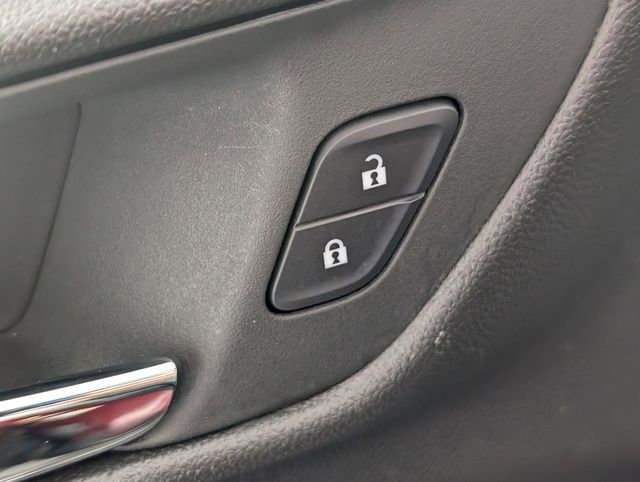 Certified 2025 Chevrolet Trax LT image 11