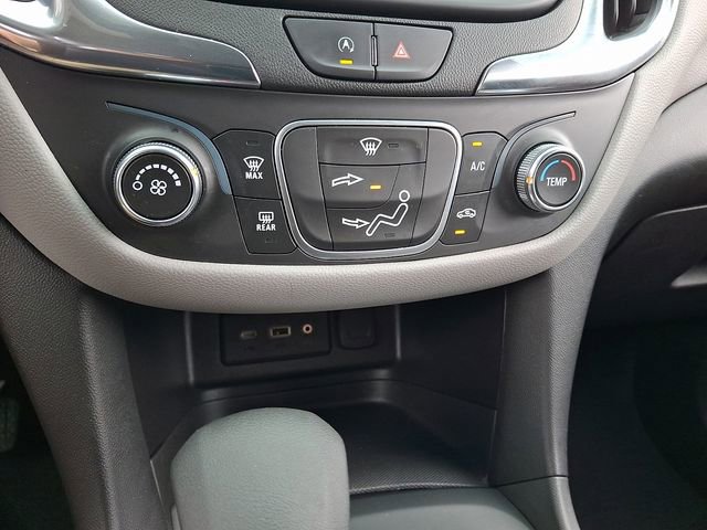 Certified 2022 Chevrolet Equinox LS w/ LS Convenience Package AWD/4WD image 16