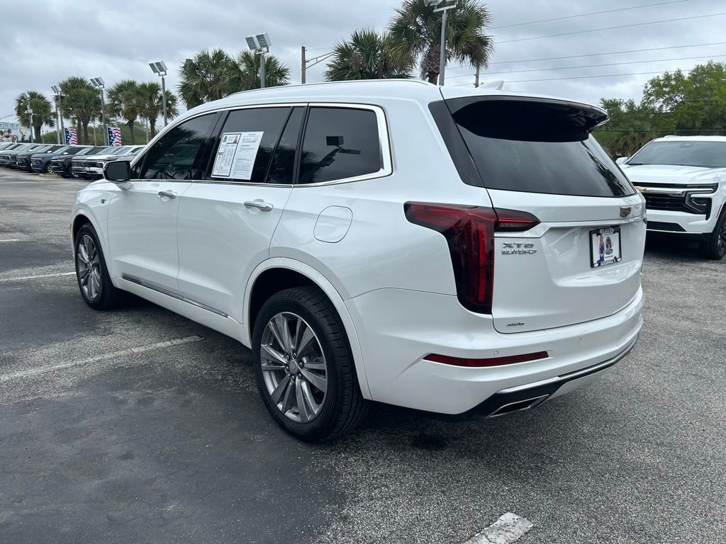 Used 2021 Cadillac XT6 Premium Luxury image 5