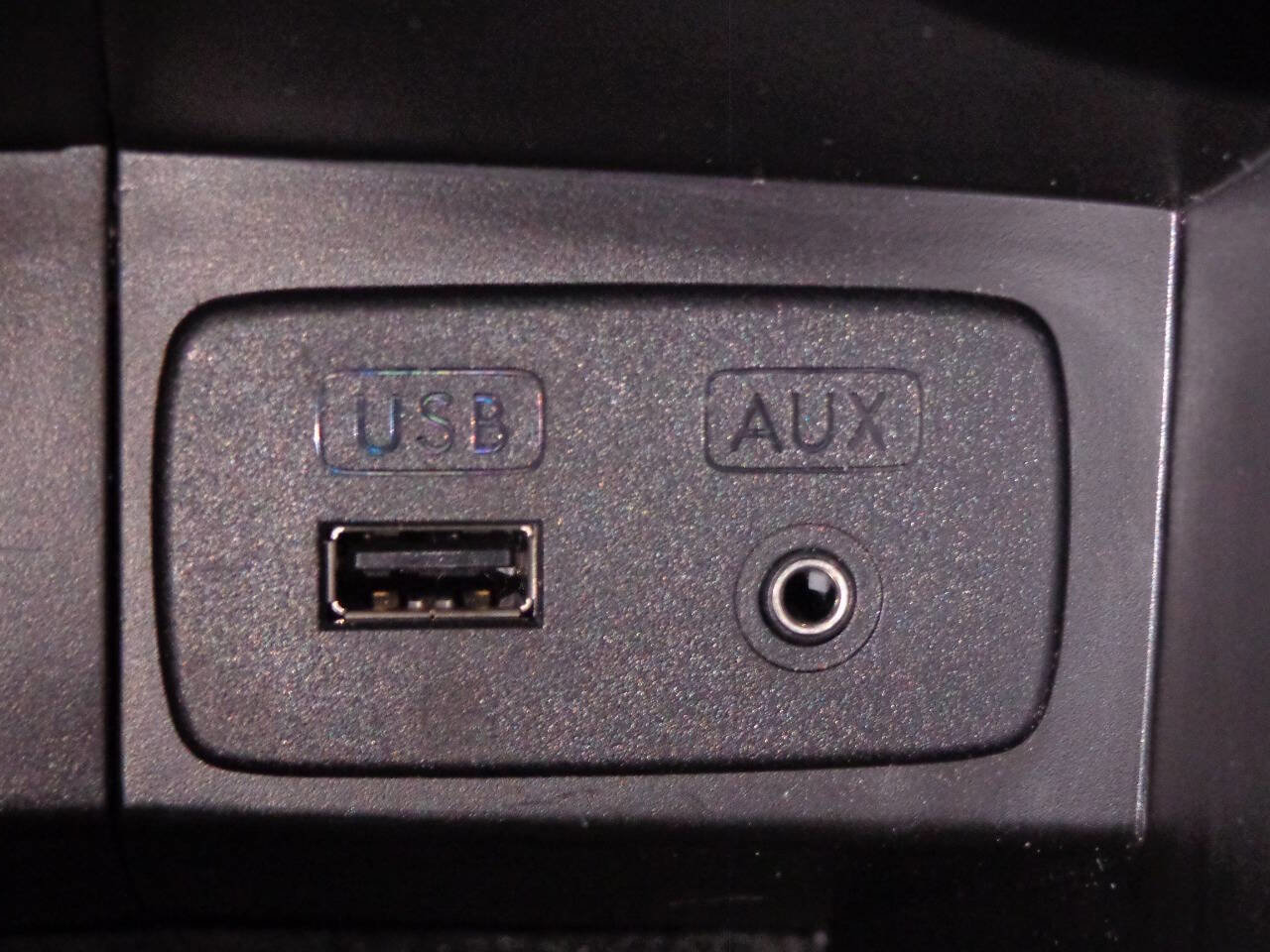 Used 2014 Subaru Forester 2.5i image 25