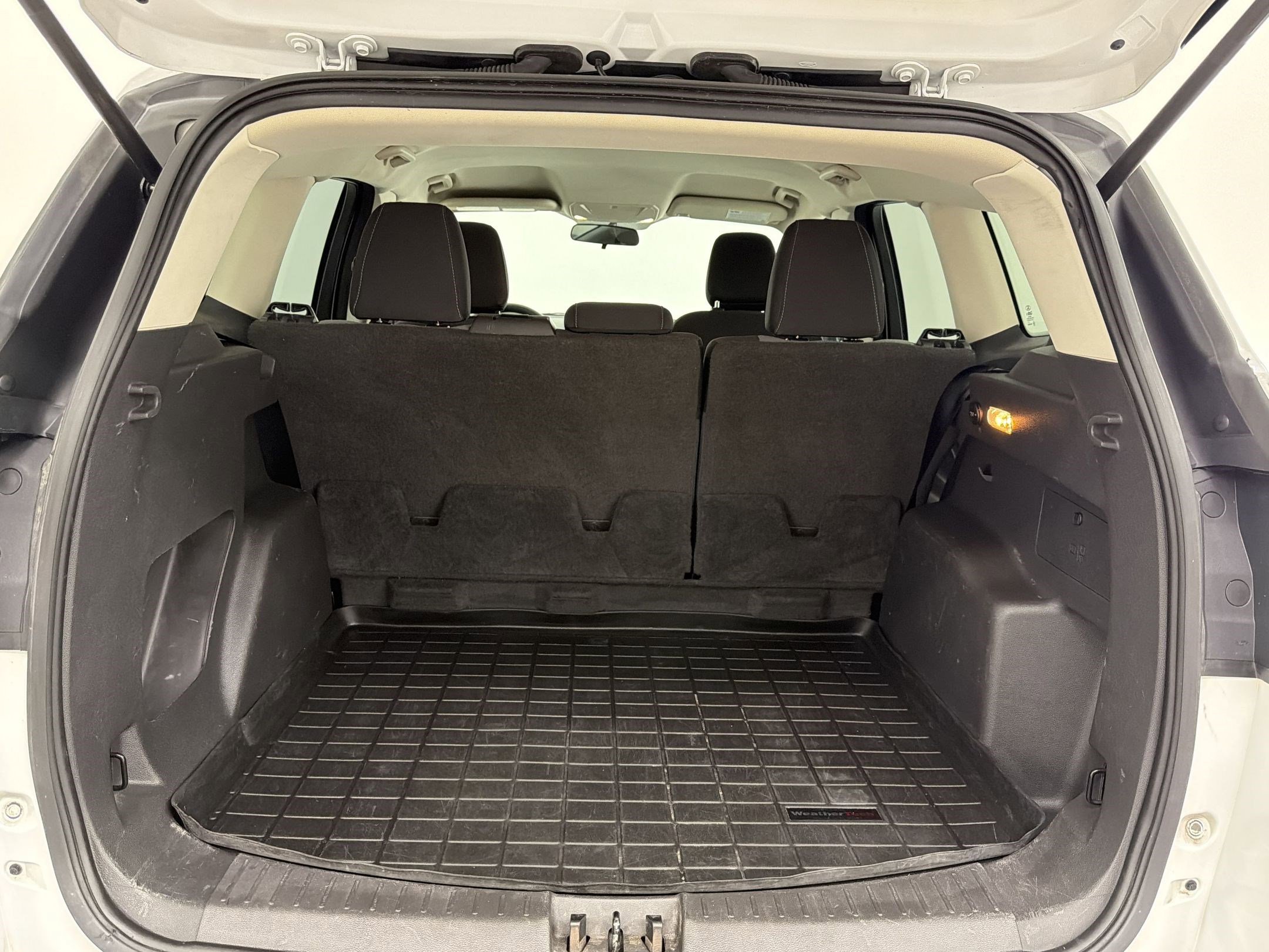 Used 2018 Ford Escape SE FWD image 30