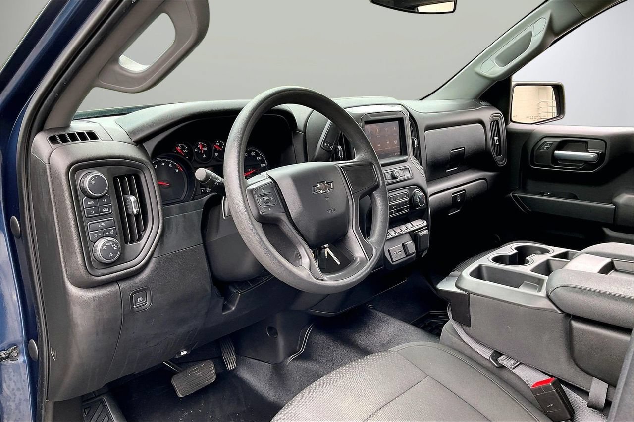 Used 2021 Chevrolet Silverado 1500 Custom AWD/4WD image 18