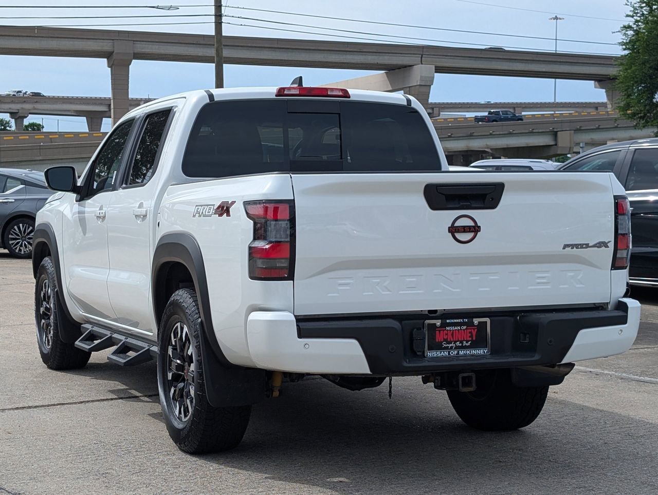 Certified 2023 Nissan Frontier PRO-4X w/ Technology Package AWD/4WD image 4